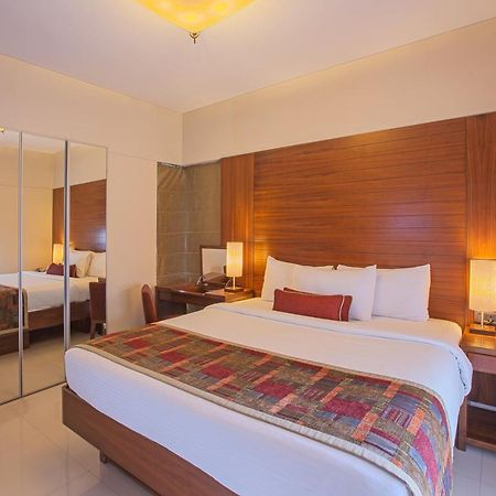 Oakwood Residence Naylor Road Pune Luaran gambar