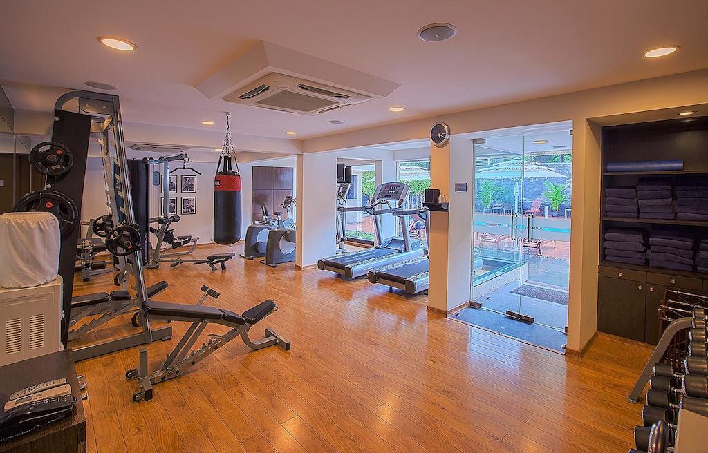 Oakwood Residence Naylor Road Pune Luaran gambar